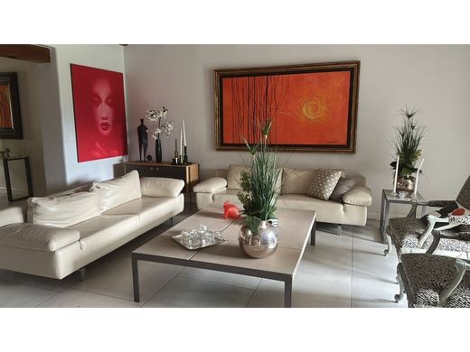 Casa di lusso a Santa Ana, Provincia de San José