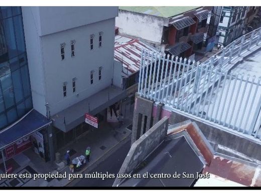 Edificio en San José, Cantón de San José