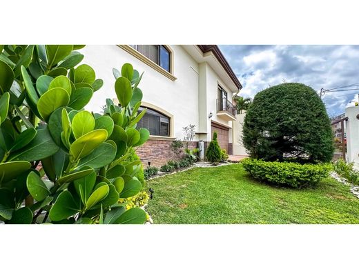 Casa de lujo en Curridabat, Provincia de San José