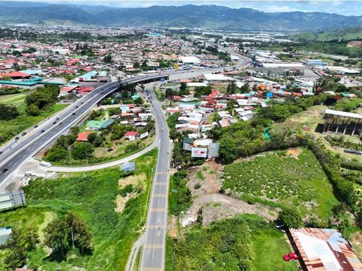 Terreno en Ochomogo, Cantón de Cartago