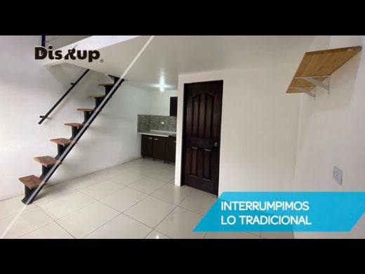 Apartment / Etagenwohnung in San José, Cantón de San José