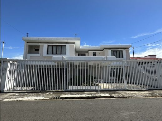 Luxe woning in Alajuela, Cantón de Alajuela