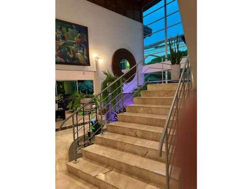 Casa di lusso a Escazú, Provincia de San José