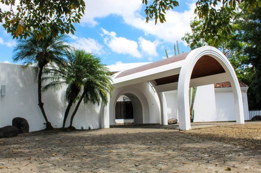 أرض ﻓﻲ Escazú, Provincia de San José