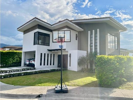 Πολυτελή κατοικία σε Santa Ana, Provincia de San José