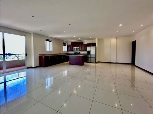 Apartment in Escazú, Provincia de San José