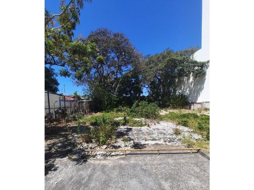 Land in San José, Cantón de San José