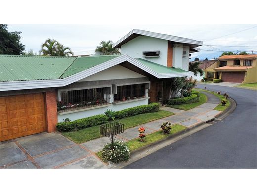 Luxury home in Curridabat, Provincia de San José