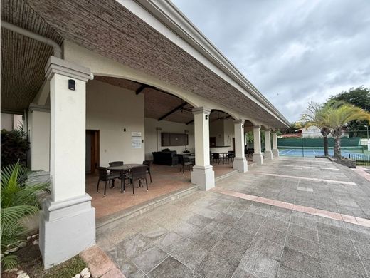Apartment in Santa Ana, Provincia de San José