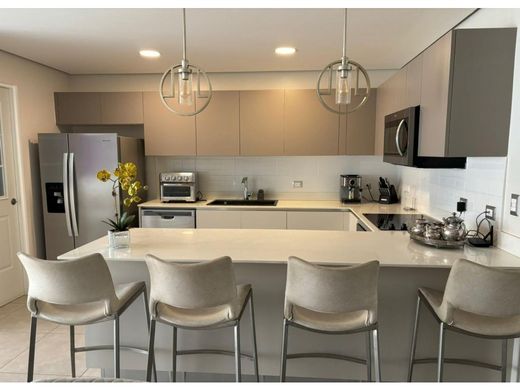 Maison de luxe à Escazú, Provincia de San José