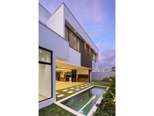 Casa di lusso a Escazú, Provincia de San José