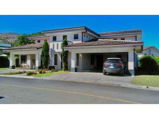 Casa de lujo en Santa Ana, Provincia de San José