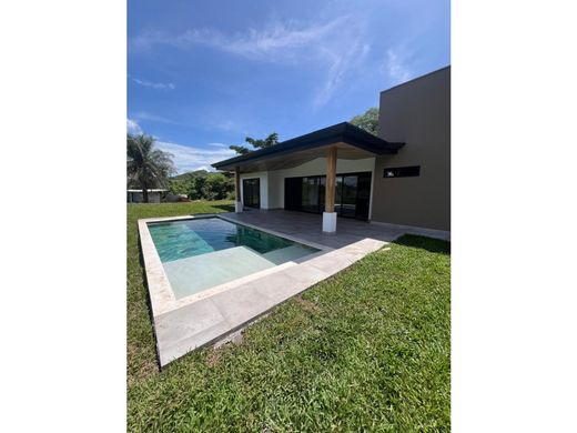 Элитный дом, Atenas, Provincia de Alajuela
