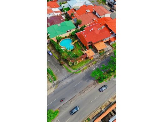 Casa de lujo en Pavas, Cantón de San José