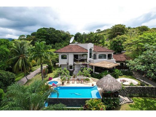 Casa di lusso a Esparza, Provincia de Puntarenas
