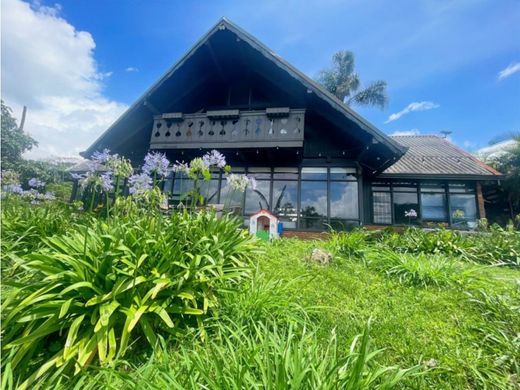 호화 저택 / Escazú, Provincia de San José