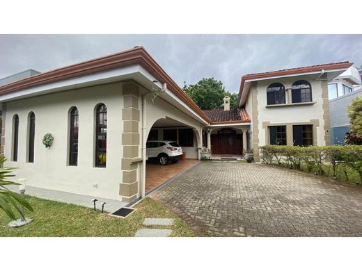 Luxury home in Curridabat, Provincia de San José
