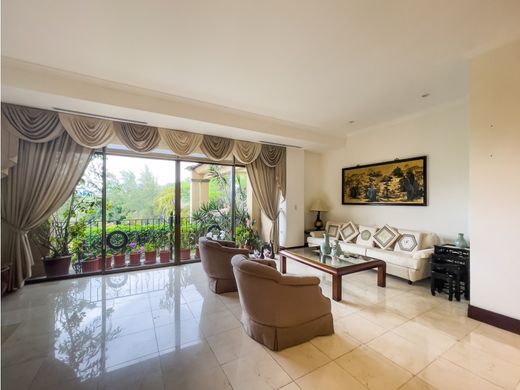 Appartamento a Escazú, Provincia de San José