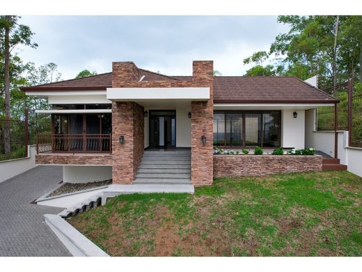 Luxe woning in Naranjo, Provincia de Alajuela