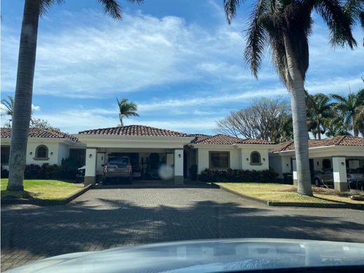 Элитный дом, Belén, Carrillo