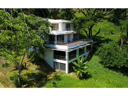 Luxus-Haus in Tárcoles, Garabito