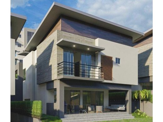 Kamienica w Escazú, Provincia de San José