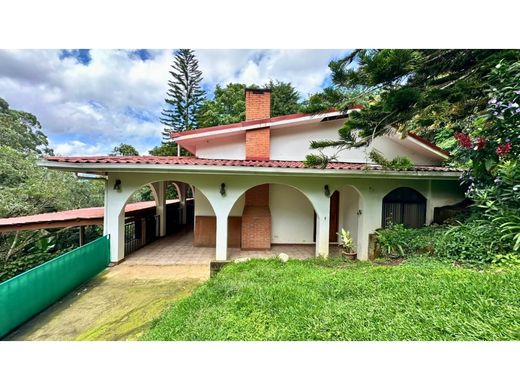 サンホセ, Cantón de San Joséの高級住宅