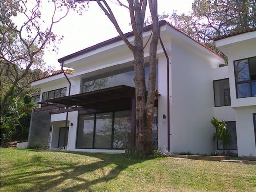 Luxury home in Santa Ana, Provincia de San José
