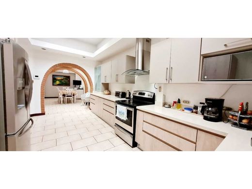 منزل ﻓﻲ San José, Cantón de San José