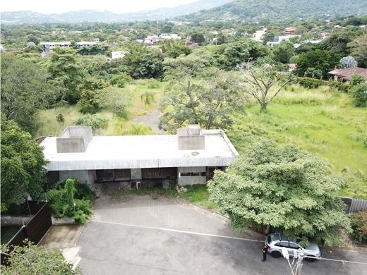 토지 / Santa Ana, Provincia de San José