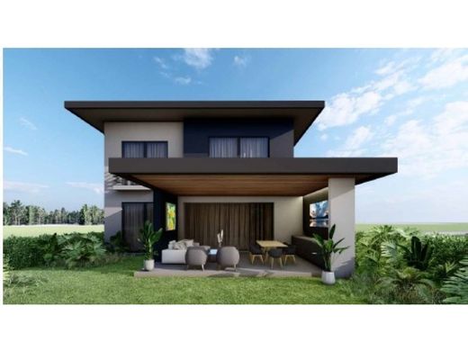 Luxury home in Santa Ana, Provincia de San José