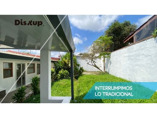 Luxe woning in Escalante, Goicoechea