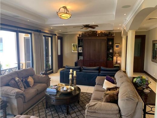 公寓楼  Santa Ana, Provincia de San José