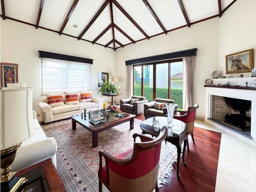 Casa de lujo en Tres Ríos, La Unión