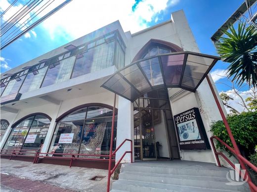 Kamienica w Escazú, Provincia de San José