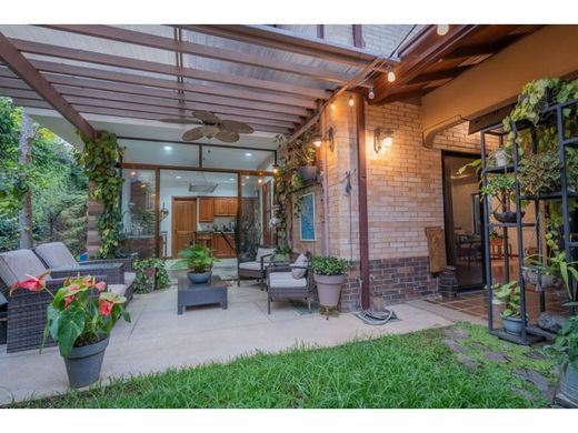 Casa de luxo - Santa Ana, Provincia de San José