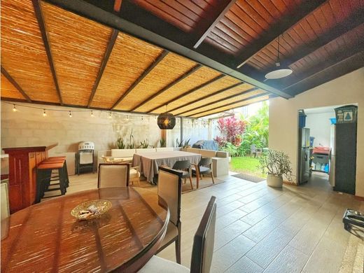 Πολυτελή κατοικία σε Σαν Χοσέ, Cantón de San José