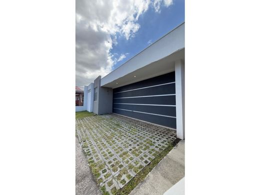 Luxury home in San Vicente de Moravia, Moravia