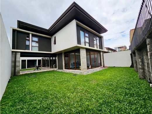 Luxury home in Curridabat, Provincia de San José