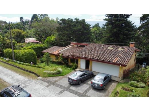 Luxury home in San Ramón, Provincia de Alajuela