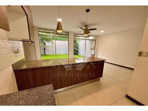 Apartment in Santo Domingo, Provincia de Heredia