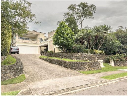 Maison de luxe à Escazú, Provincia de San José