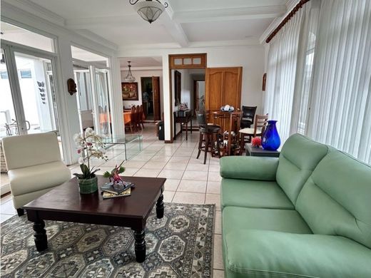 Luxury home in Pavas, Cantón de San José