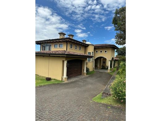 Luxus-Haus in Curridabat, Provincia de San José