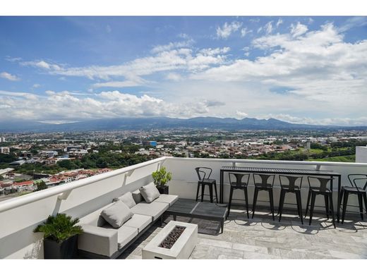 Ático en Mata de Palo, Cantón de San José