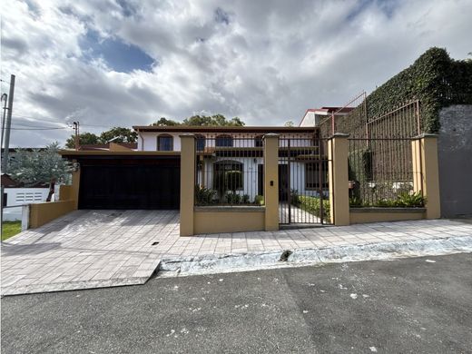 Luxury home in San José, Cantón de San José