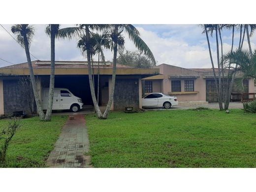 Rural or Farmhouse in Heredia, Cantón de Heredia