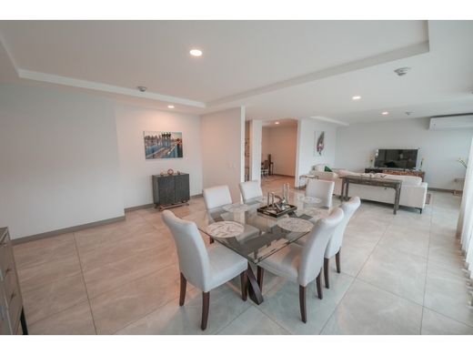Apartment in Escazú, Provincia de San José