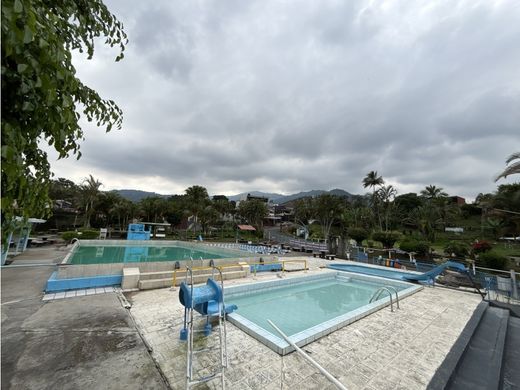 Grundstück in Desamparados, Provincia de San José