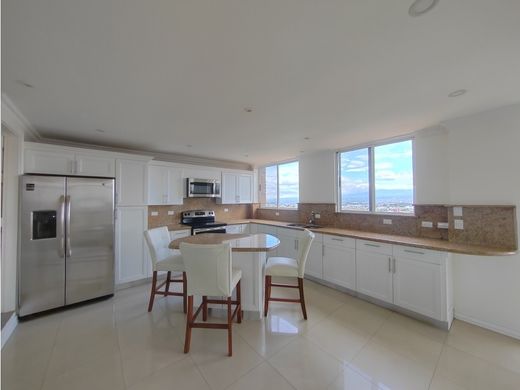 Appartamento a Escazú, Provincia de San José